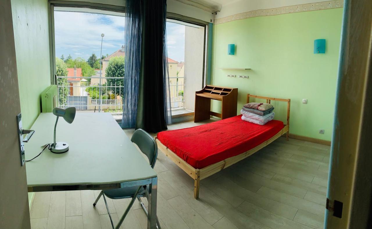 Confortable-House Витри-сюр-Сен Экстерьер фото